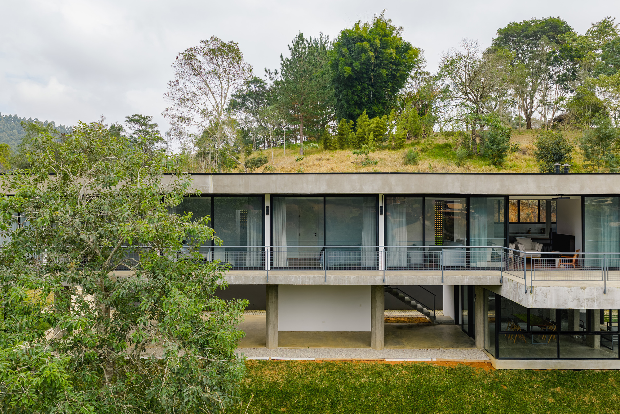 SAP House / Estúdio Brasileiro de Arquitetura + Ateliê AU