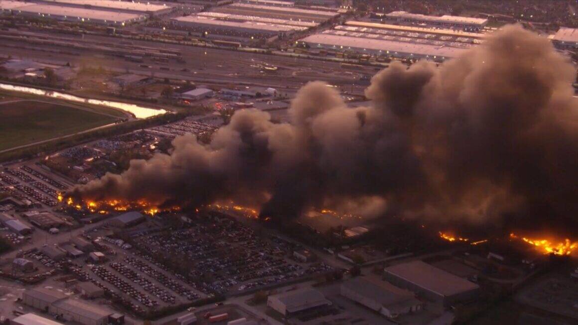 UPS MD-11 cai logo após a decolagem em Louisville, número de mortos sobe para 7