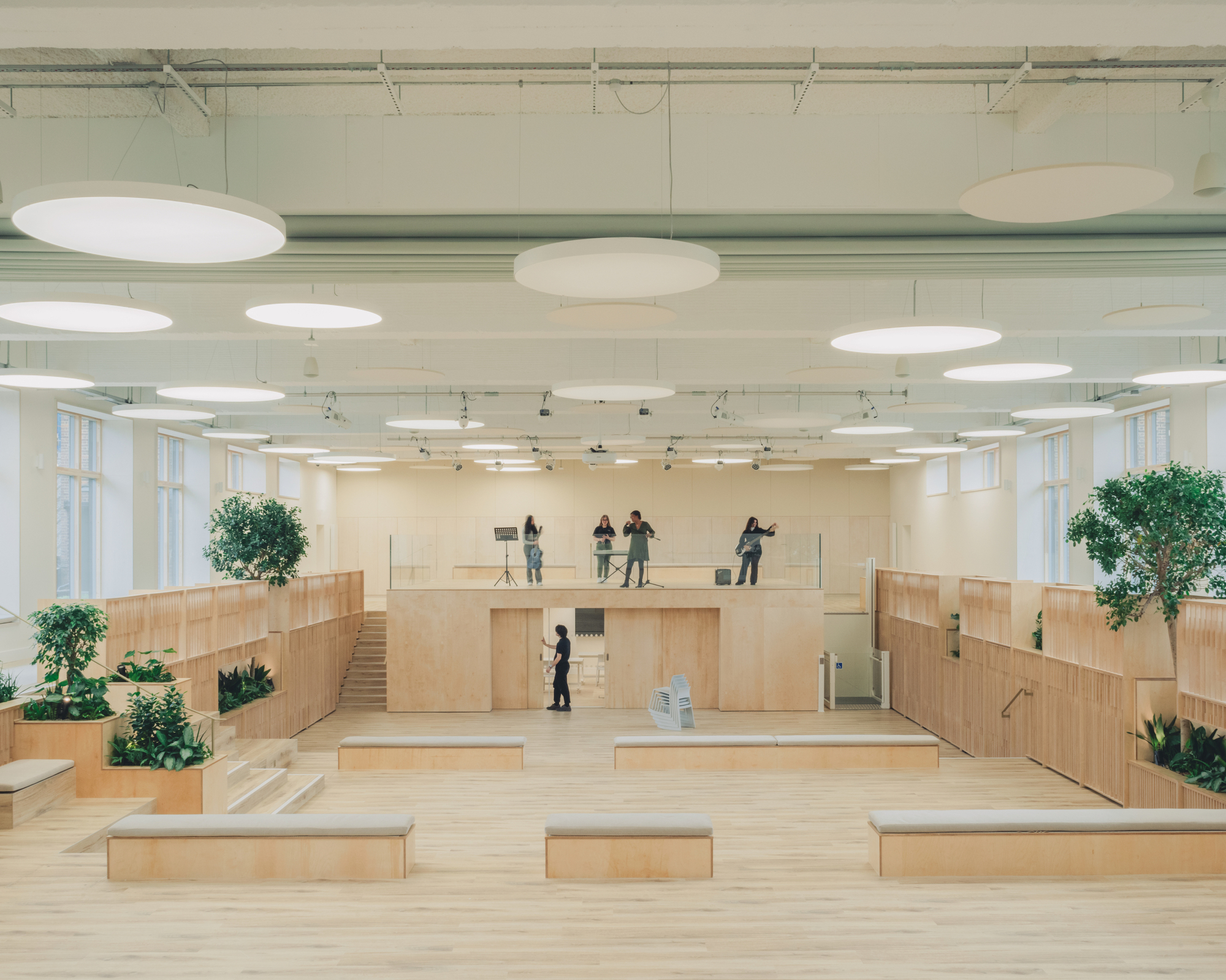 Espaço de ensino e aprendizagem para Waltham Forest College / Studio DERA