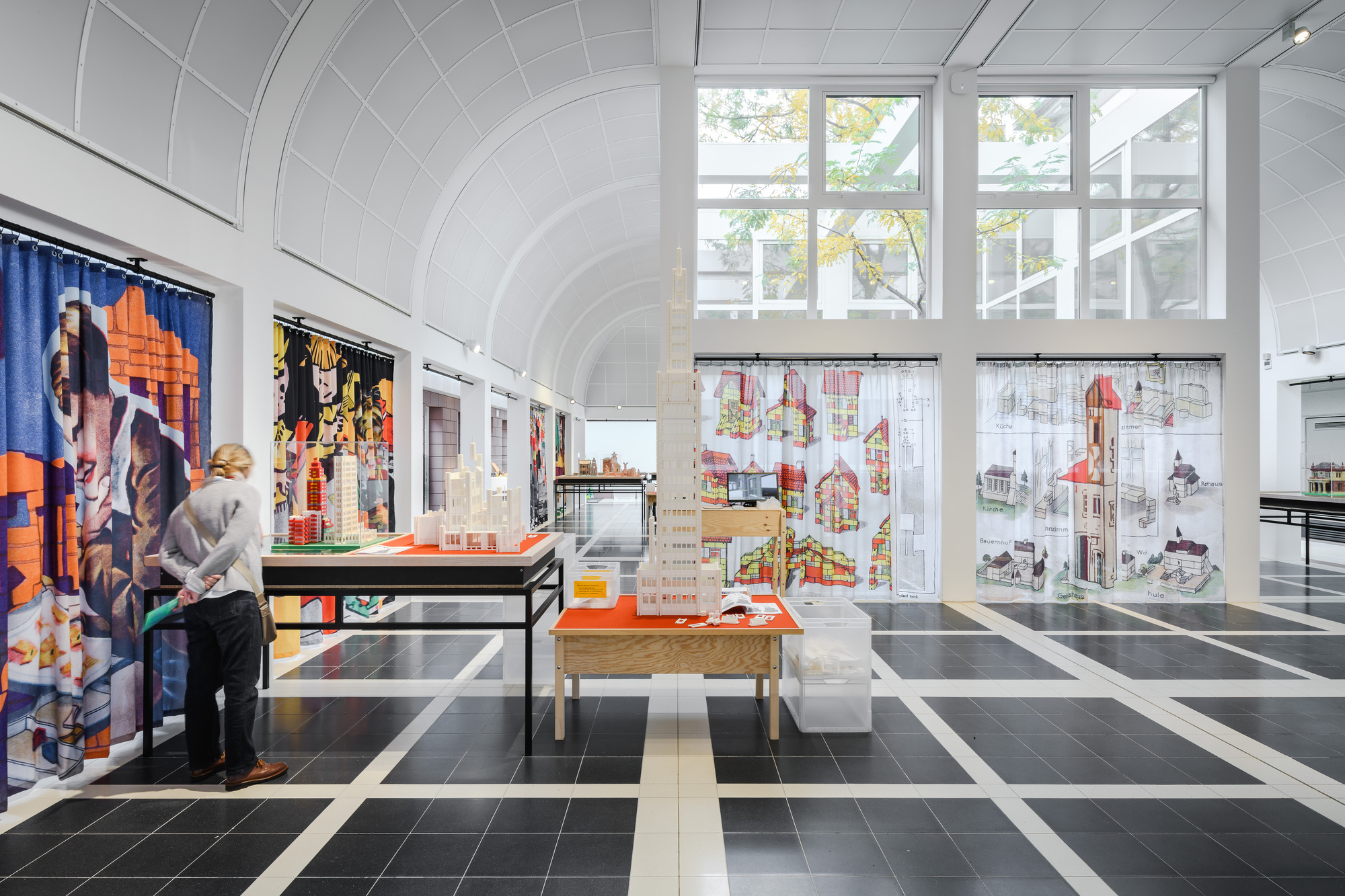 DAM lança exposição interativa de 100 anos de kits de construção arquitetônica em Frankfurt, Alemanha