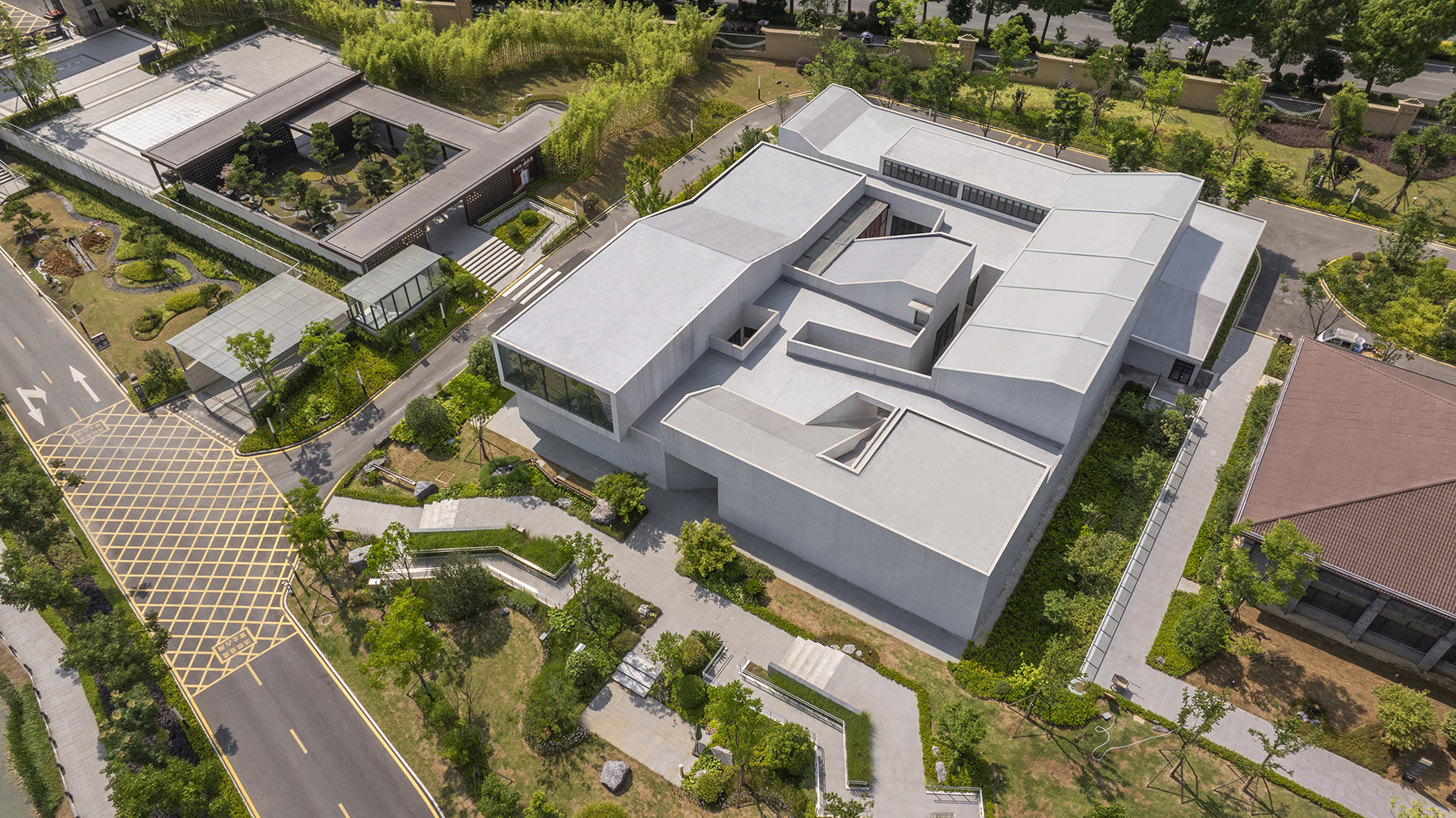 Complexo de Turismo Cultural da Vinícola Jinsha / hyperSity Architects