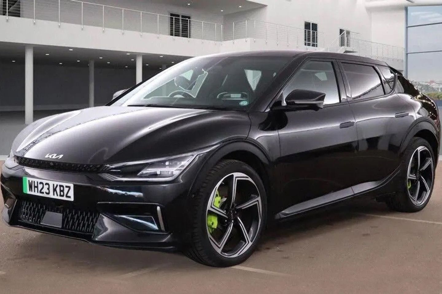 Kia EV6 GT melhor que a metade do preço | Identificado