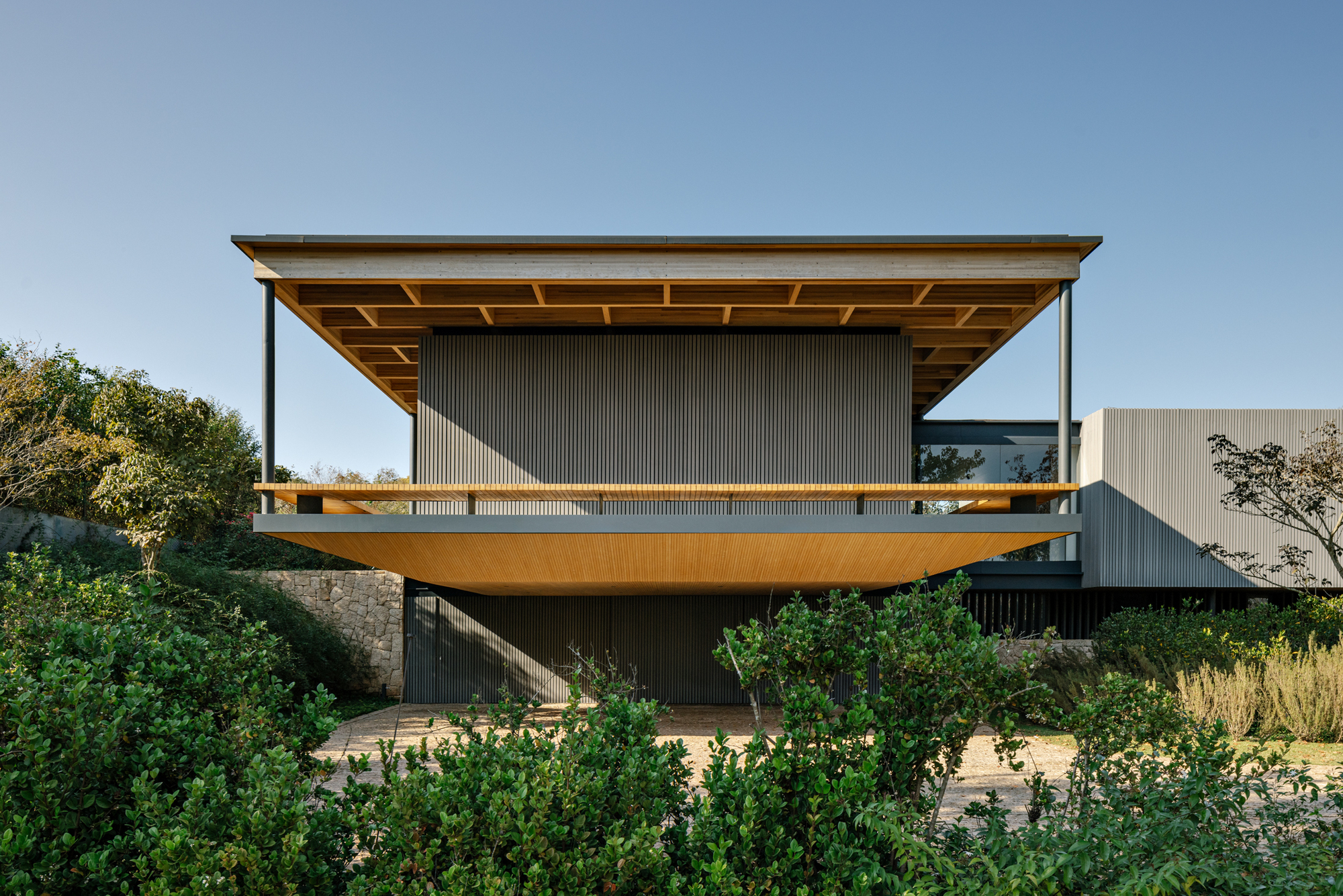 MRD Residence / Jacobsen Arquitetura