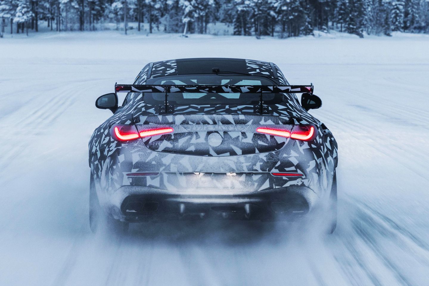 Novo Mythos será cupê AMG ‘extremo’