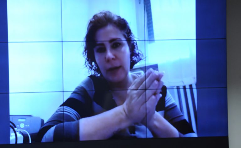 Por insuficiência de votos pela cassação, Câmara mantém mandato da deputada Carla Zambelli – Notícias