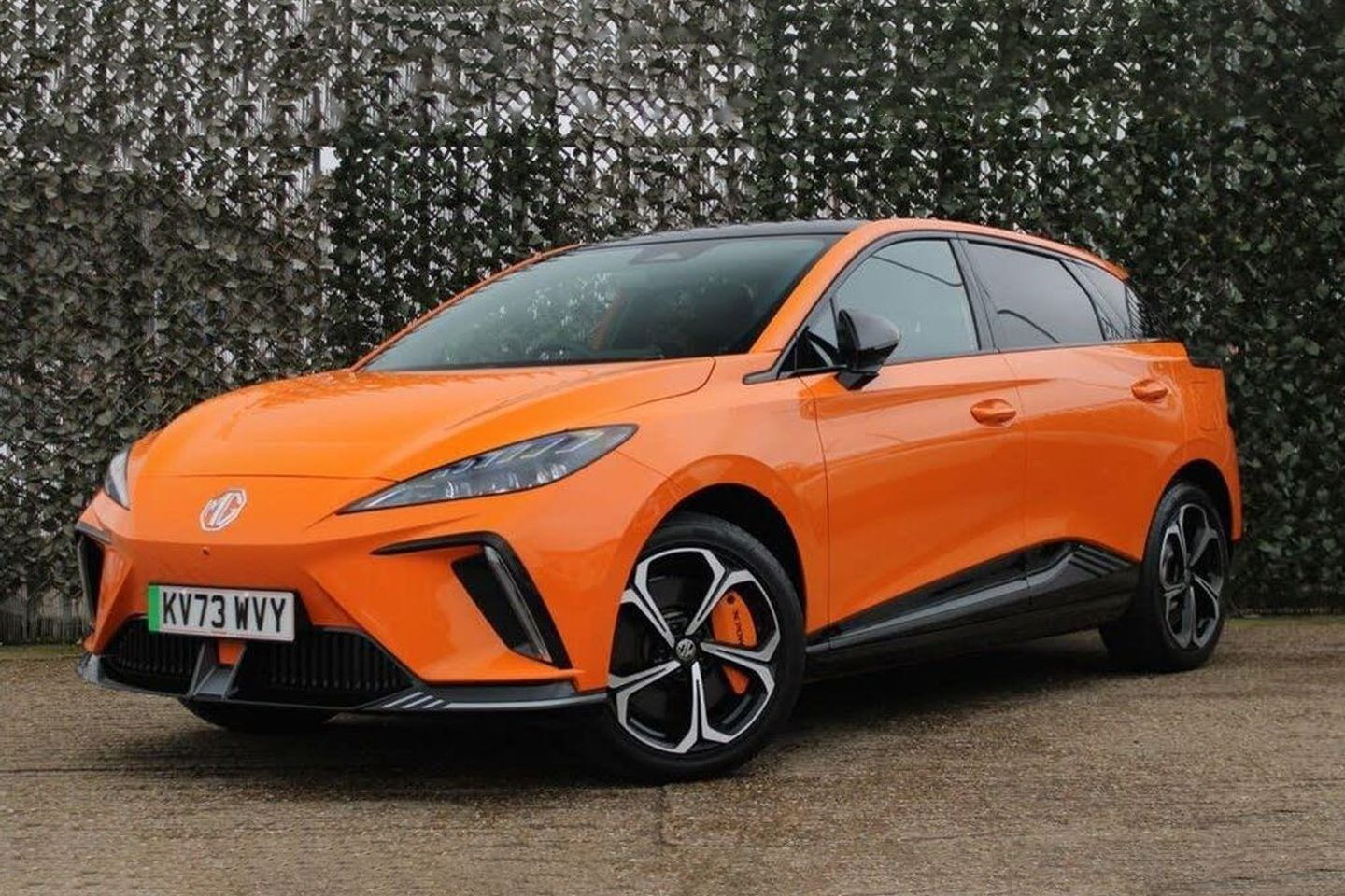 MG4 XPower melhor que a metade do preço à venda