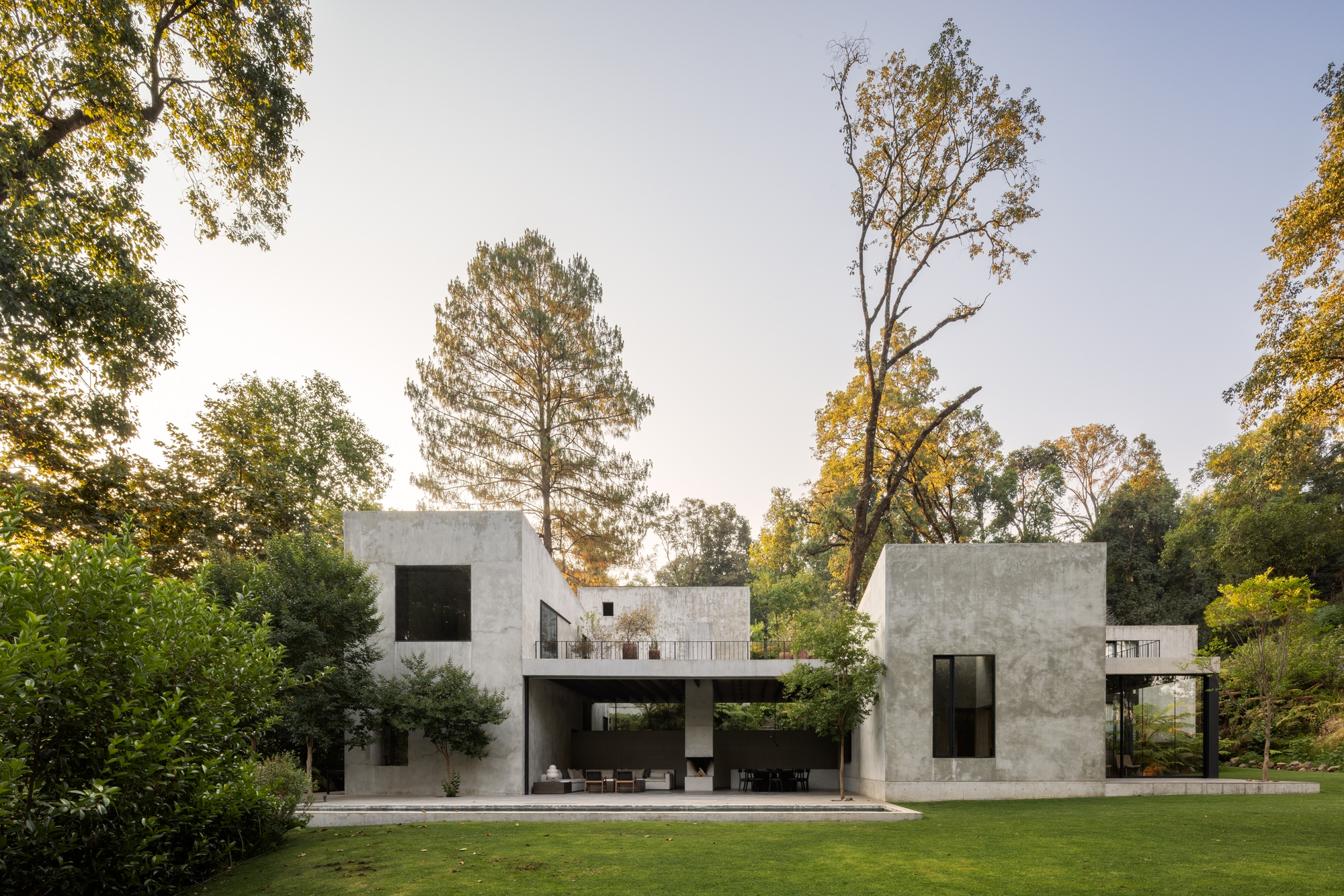 Casa em Avándaro / ESTÚDIO Ignacio Urquiza Ana Paula de Alba