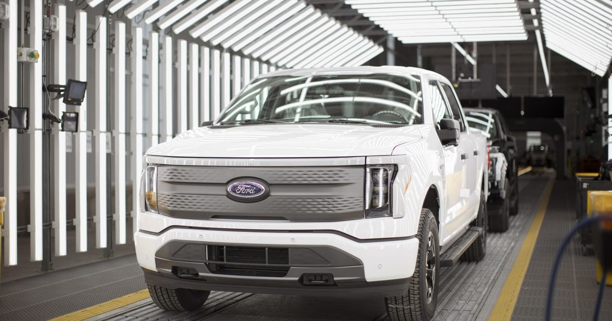 As montadoras estão amortizando US$ 70 bilhões à medida que as estratégias de EV são redefinidas