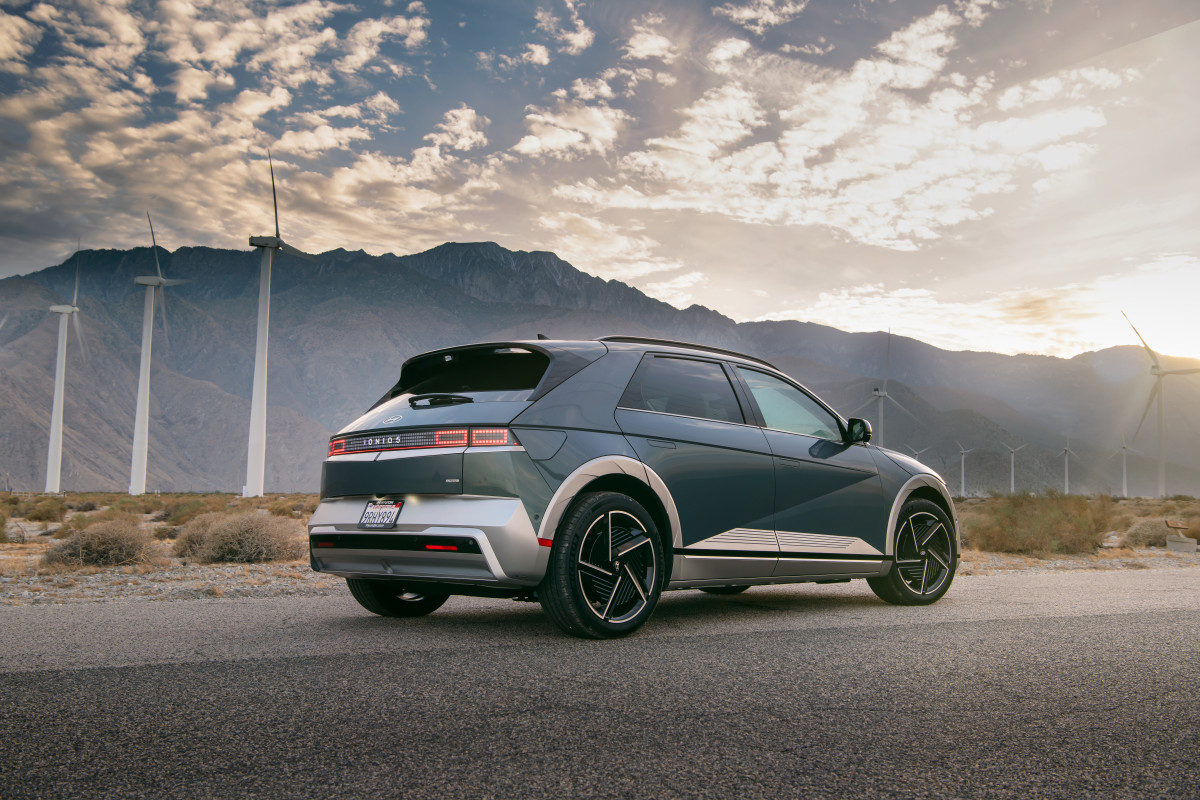 EVs Hyundai e Jaguar recolhidos separadamente por um risco comum de incêndio: bateria