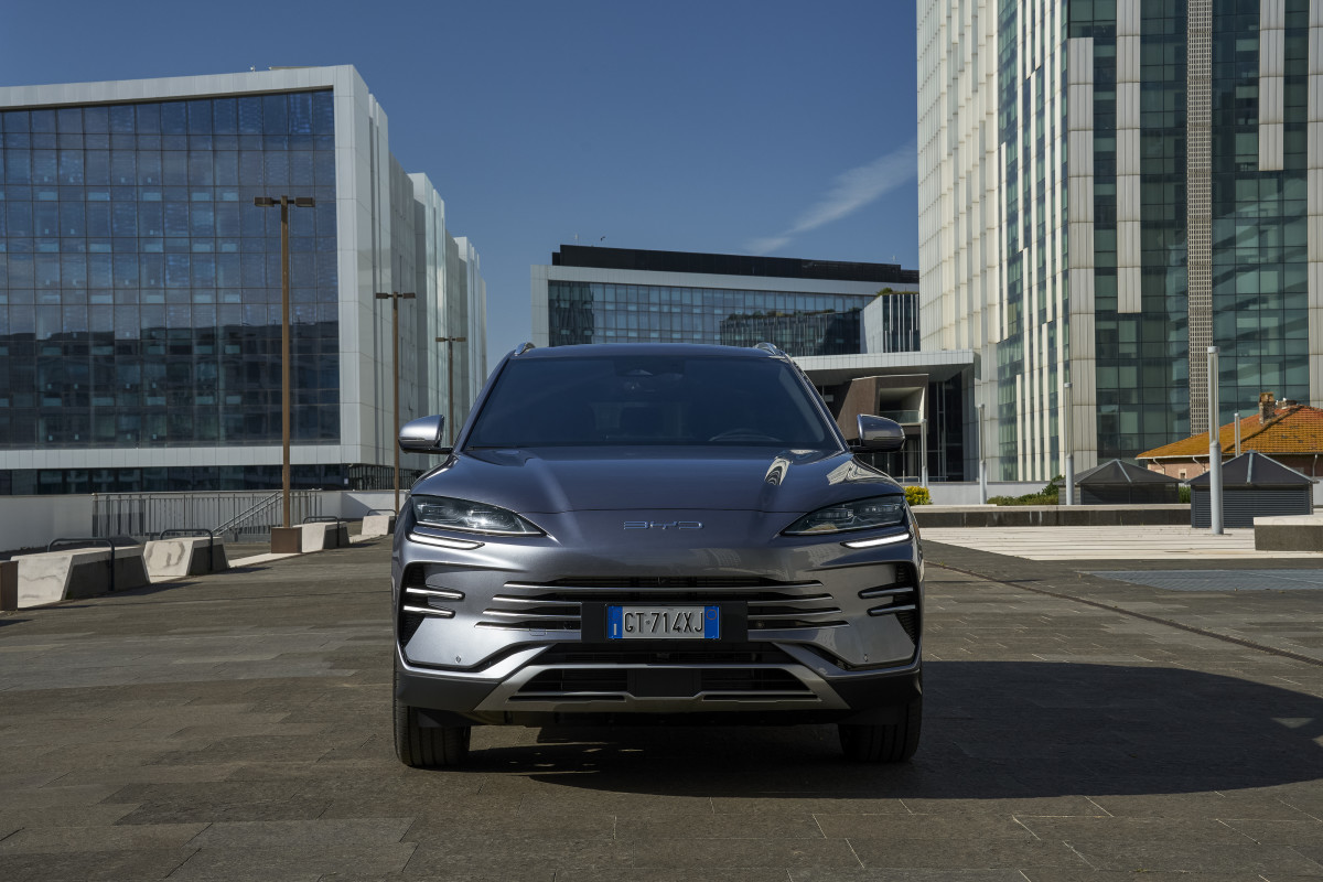 BYD processa o governo dos EUA por tarifas que bloqueiam seus carros da América