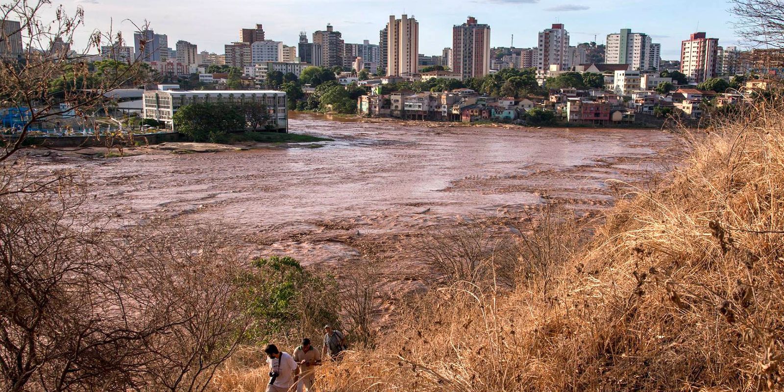 Ações de saúde receberam quase R$ 1 bilhão do Fundo Rio Doce em 2025