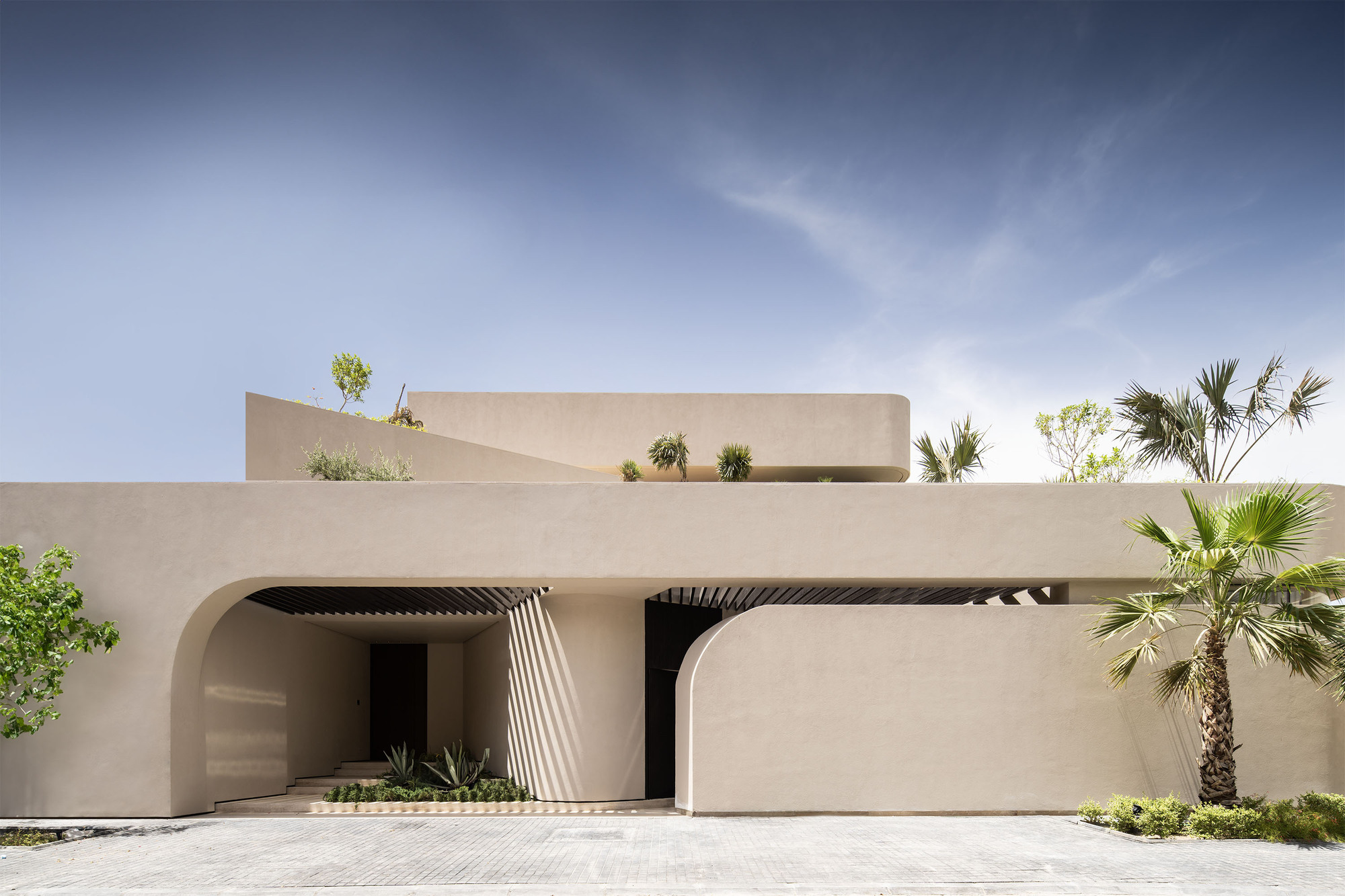 Casa Shell / Alhumaidhi Architects