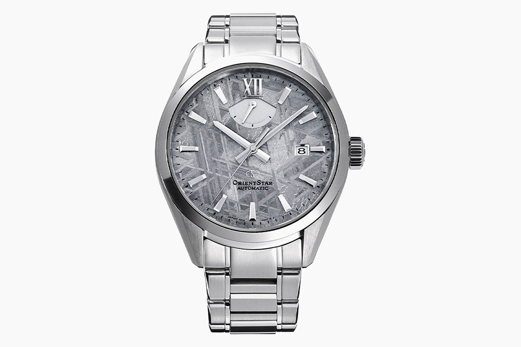 Orient Star comemora seu 75º aniversário com uma data M34 F8 apresentando seu primeiro mostrador de meteorito