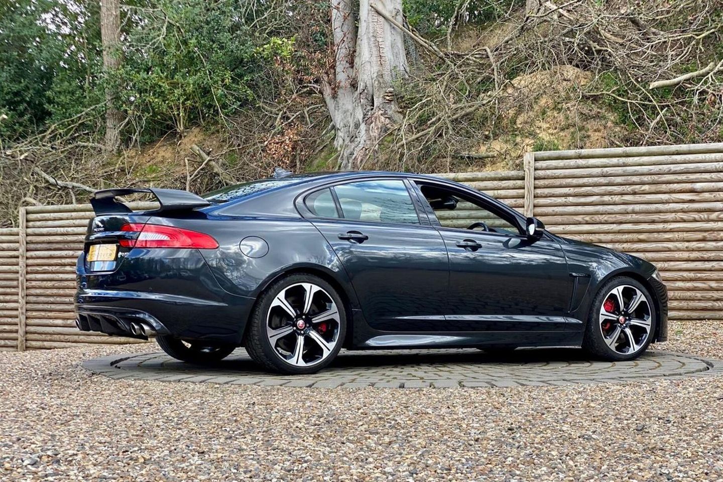 Jaguar XFR-S | Manchado – PistonHeads Reino Unido