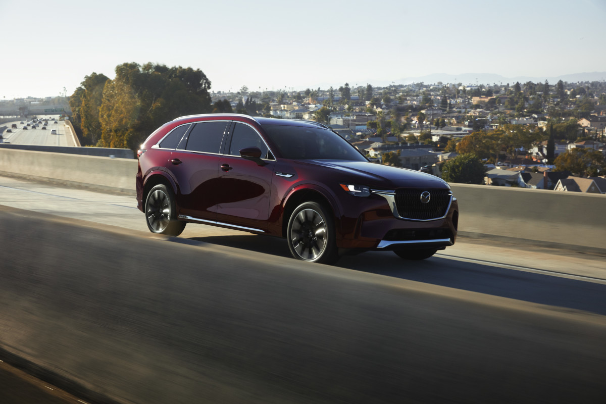 A estratégia EV da Mazda está a mudar em todo o mundo