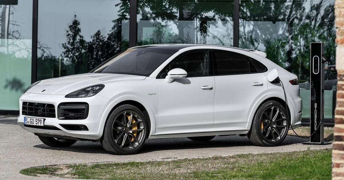 Porsche: proprietários de PHEV “dirigem principalmente elétricos”, mas nenhuma palavra sobre o plug-in 911