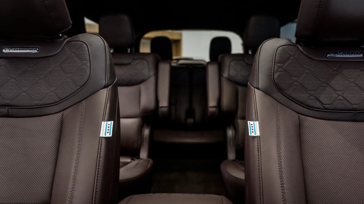 Ford construiu um Explorer personalizado para o Papa