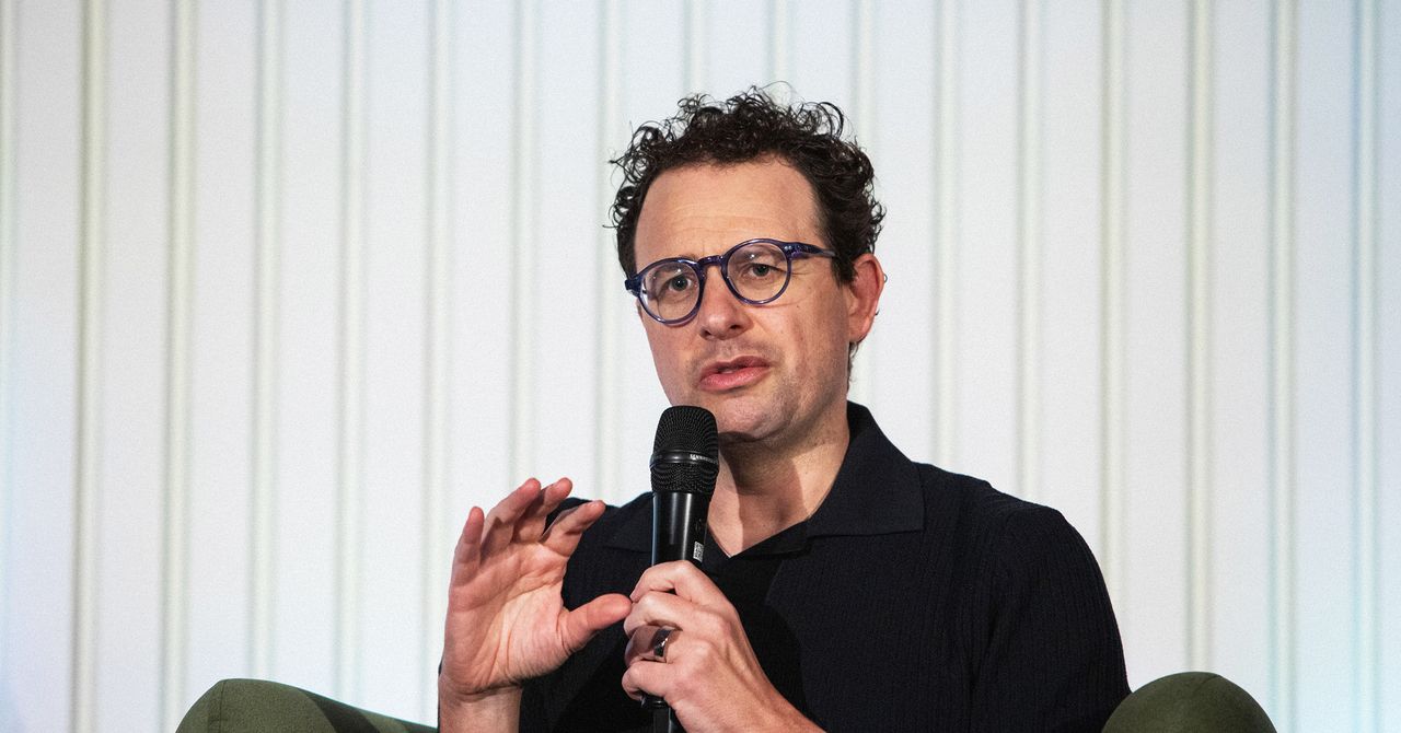 Anthropic processa Departamento de Defesa por designação de risco na cadeia de suprimentos