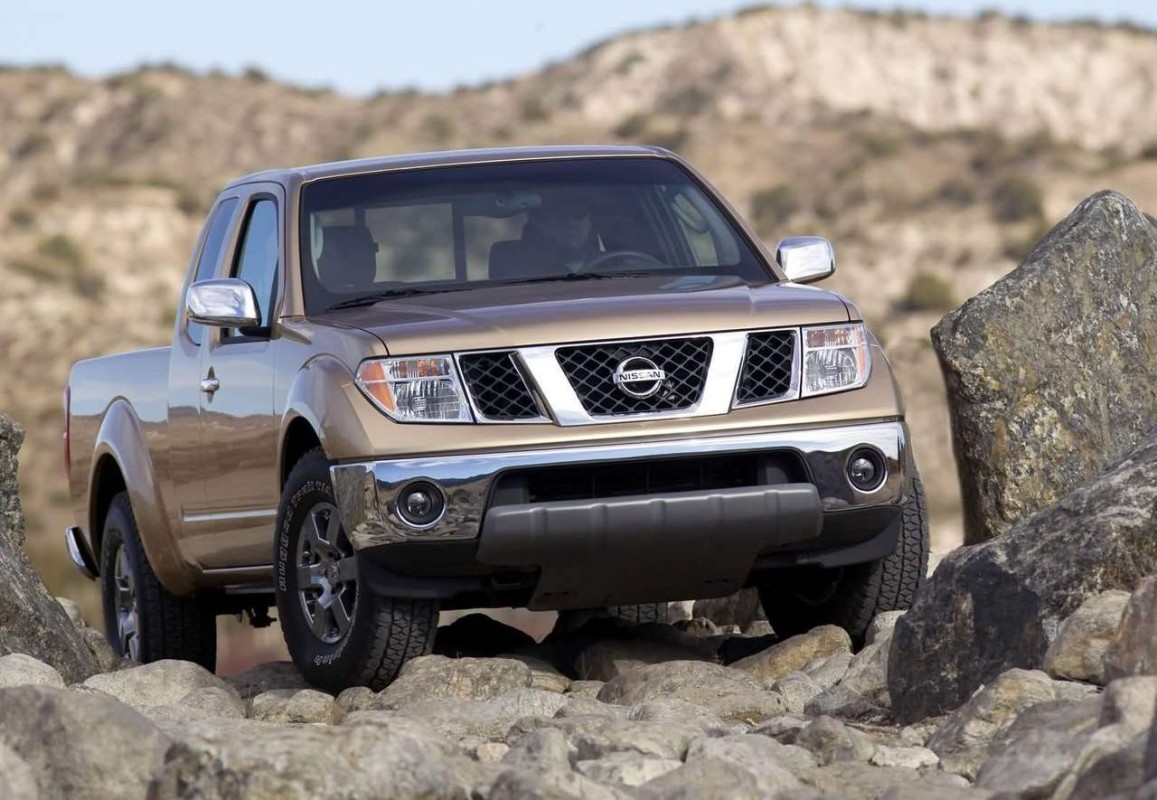 Mais de 75.000 Nissan Frontiers antigos sob investigação por vazamento de combustível