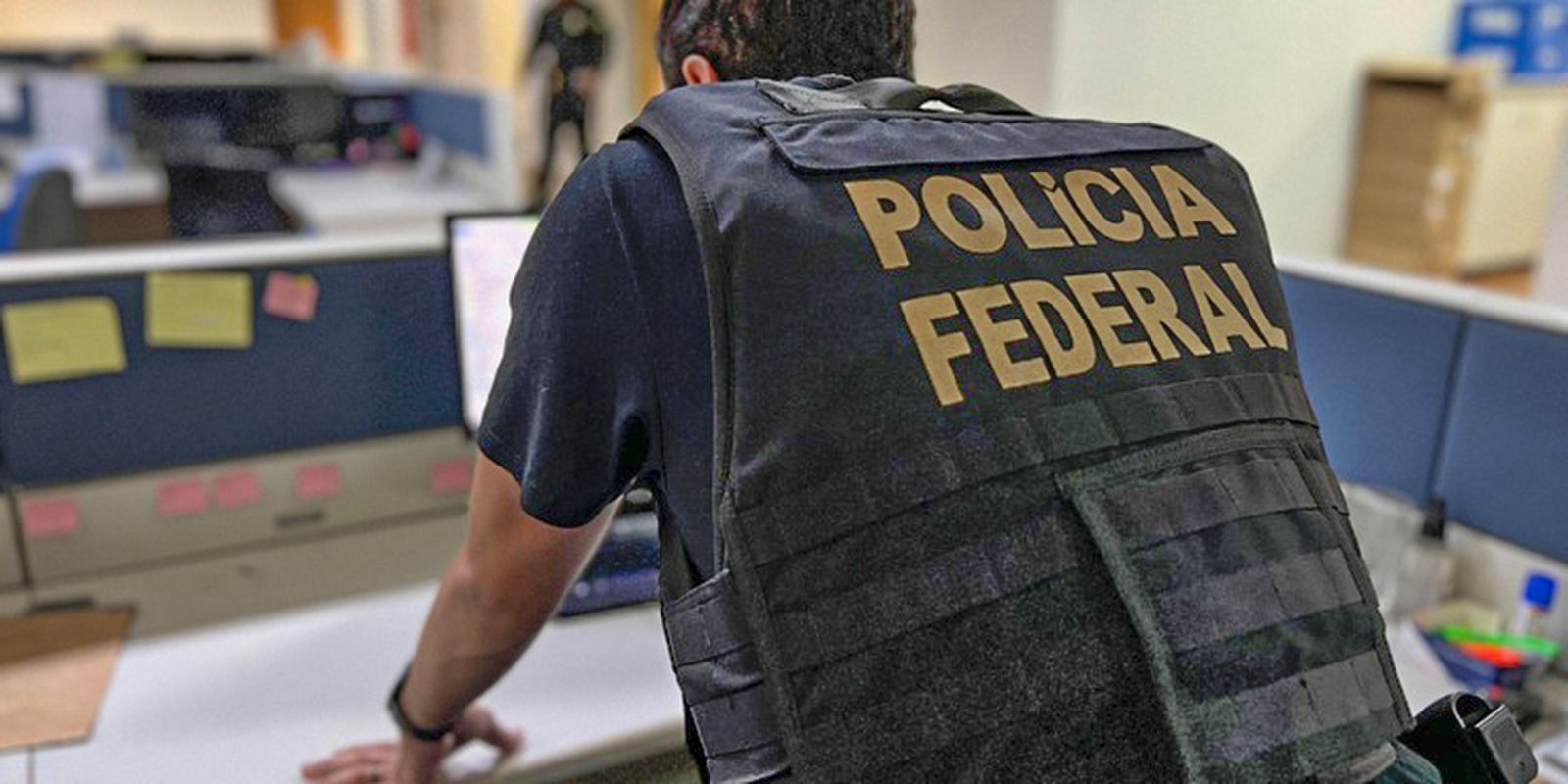 Operação da PF combate lavagem de dinheiro e evasão de divisas