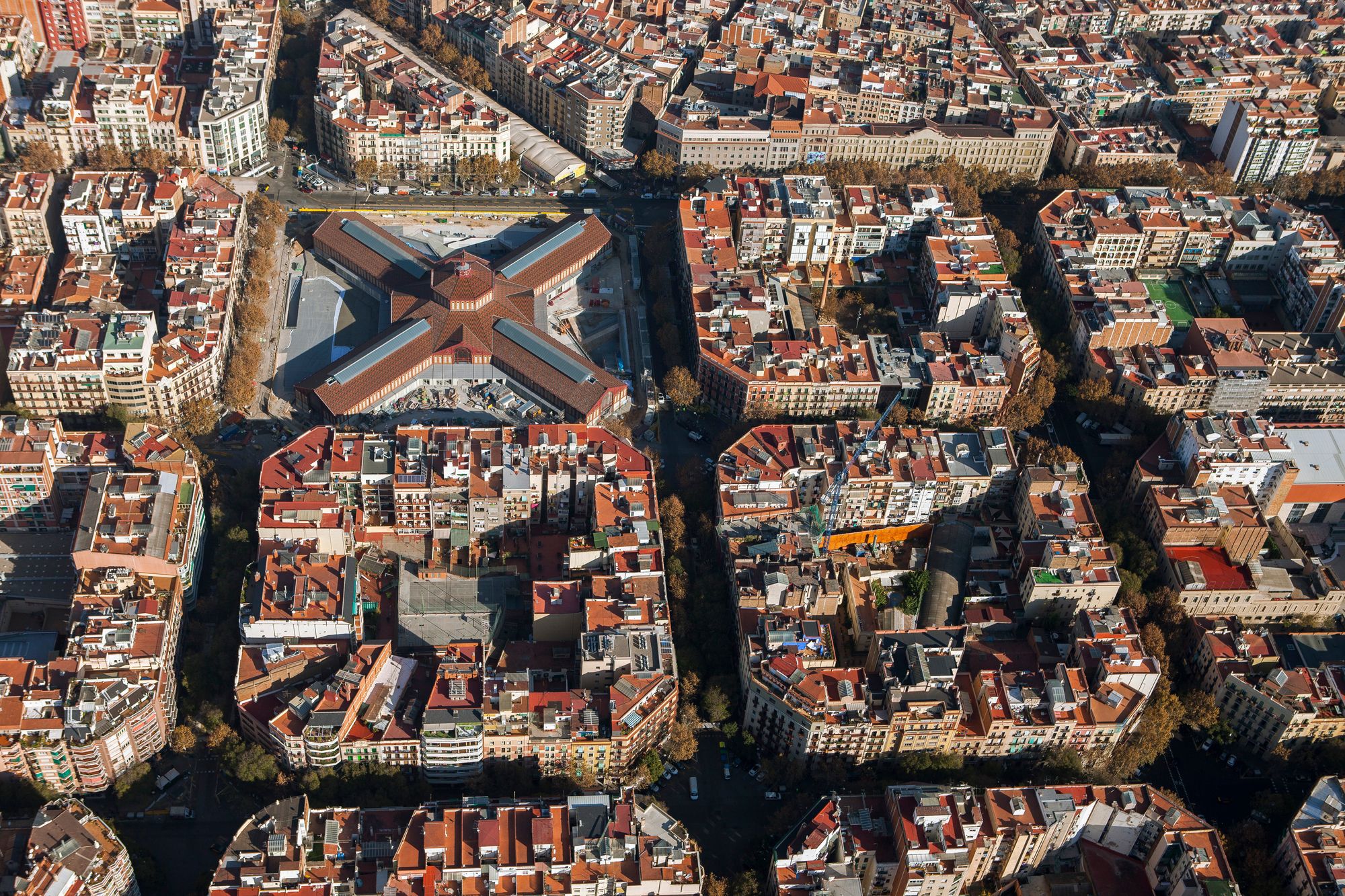 UIA 2026 Barcelona anuncia programa completo, detalhando formatos, exposições e itinerários por toda a cidade