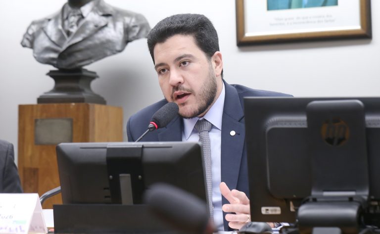 Adiado debate sobre diretrizes para regulação das plataformas digitais – Notícias
