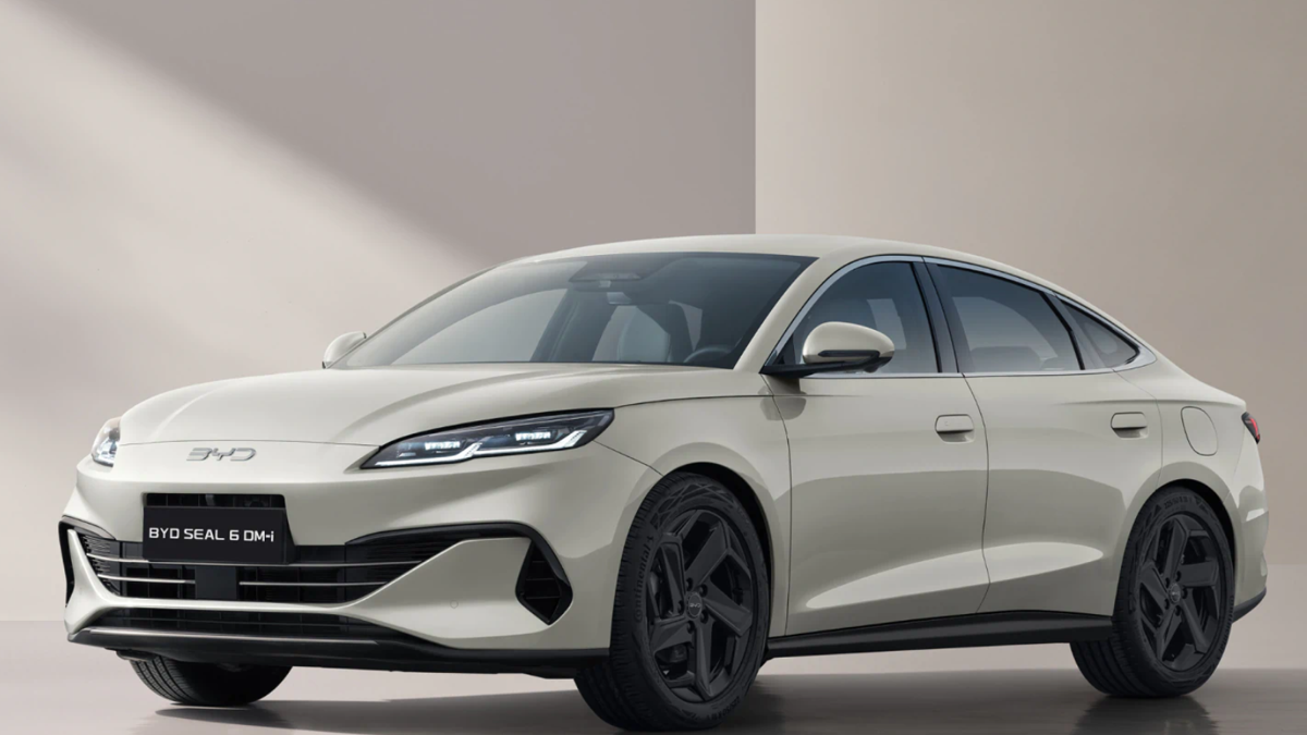 Dirigir um carro chinês do Canadá ou do México para a América pode ser proibido