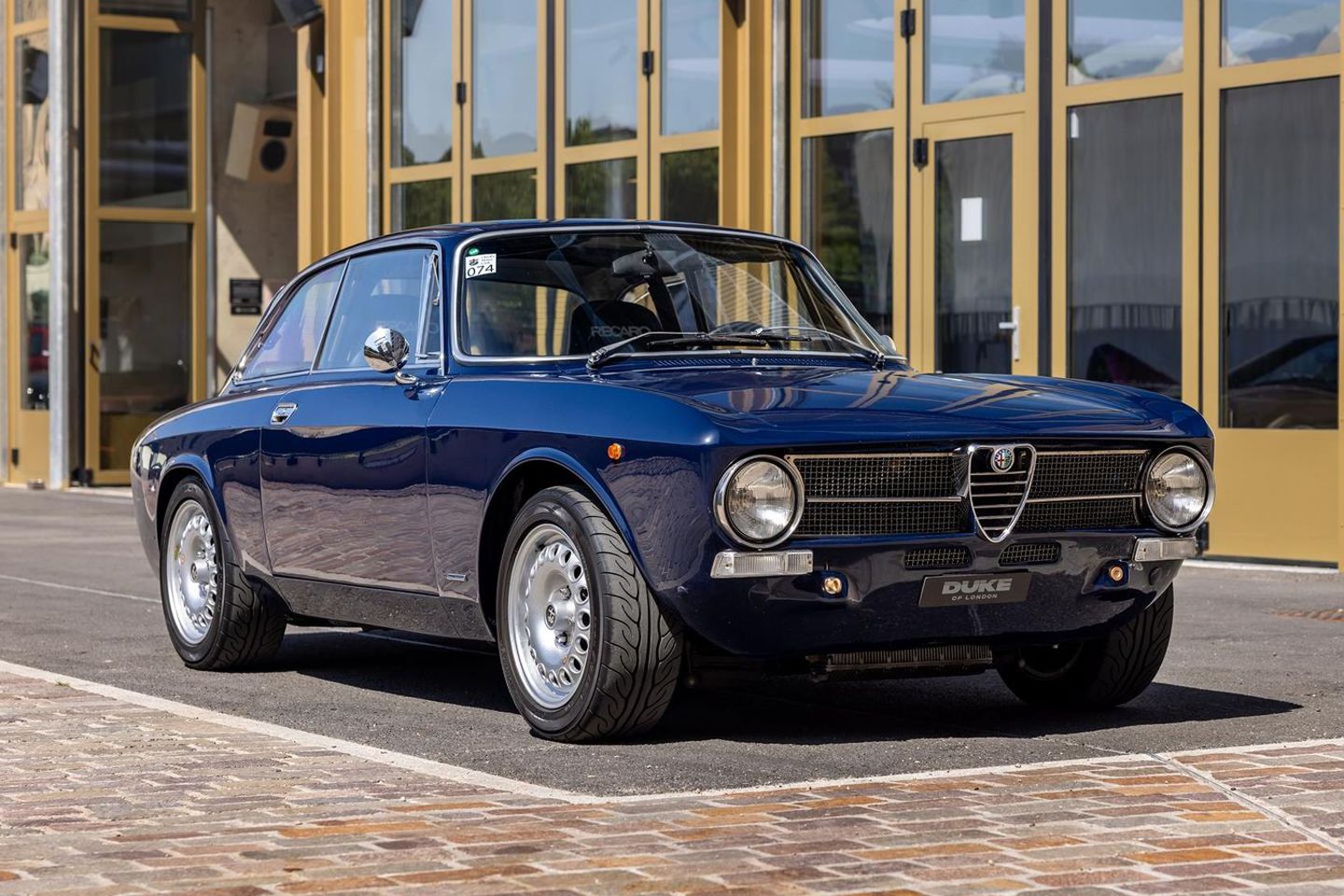 À venda: Twin Spark Alfa GT 1300 Júnior